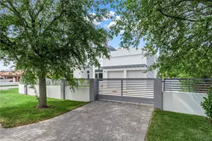 9895 NW 26th St, Doral, FL 33172 - Photo 39