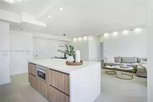 19101 Mystic Pointe Dr, Aventura, FL 33180 - Photo 3