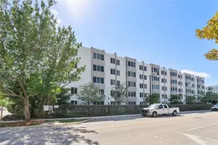 250 180th Dr, Sunny Isles Beach, FL 33160 - Photo 1