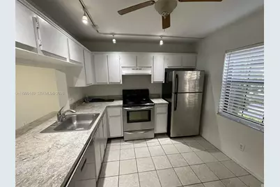 10508 NW 6th St #10508, Pembroke Pines, FL 33026 - Photo 5