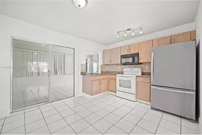7004 NW 67th Ave, Tamarac, FL 33321 - Photo 7
