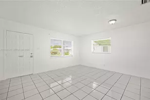 7004 NW 67th Ave, Tamarac, FL 33321 - Photo 3