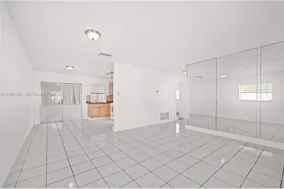 7004 NW 67th Ave, Tamarac, FL 33321 - Photo 5