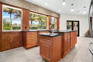 545 S Shore Dr, Miami Beach, FL 33141 - Photo 41