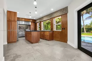545 S Shore Dr, Miami Beach, FL 33141 - Photo 31