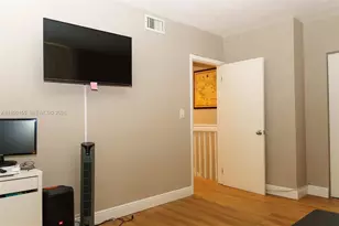 14234 NE 3rd Ct, Miami, FL 33161 - Photo 45