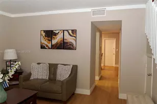 14234 NE 3rd Ct, Miami, FL 33161 - Photo 11