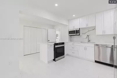 865 W 72nd Pl #865, Hialeah, FL 33014 - Photo 17