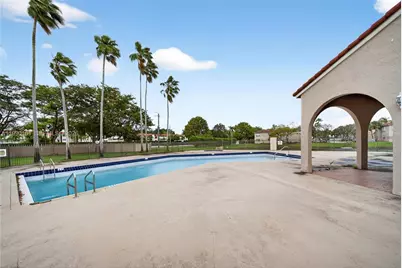 365 SW 86th Ave #201, Pembroke Pines, FL 33025 - Photo 39