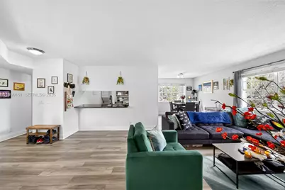 365 SW 86th Ave #201, Pembroke Pines, FL 33025 - Photo 19