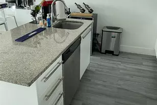 888 Biscayne Blvd, Miami, FL 33132 - Photo 21