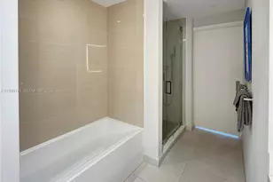 851 NE 1st Ave, Miami, FL 33132 - Photo 11