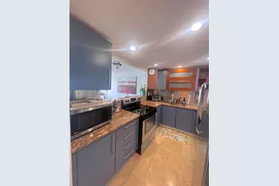 5838 Collins Ave #7G, Miami Beach, FL 33140 - Photo 7