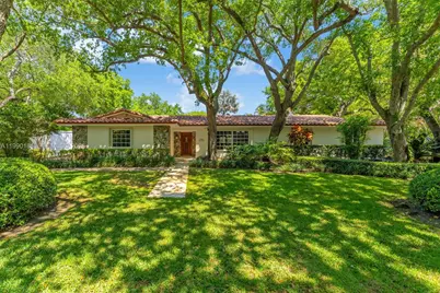 7405 SW 164th St, Palmetto Bay, FL 33157 - Photo 1