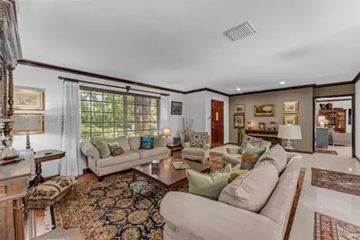 7405 SW 164th St, Palmetto Bay, FL 33157 - Photo 3