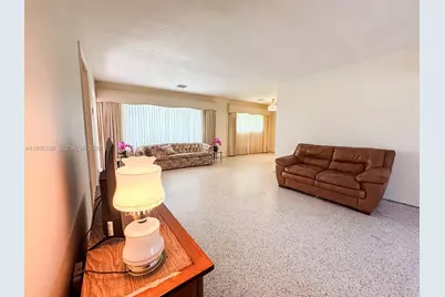 15501 SW 88th Ave, Palmetto Bay, FL 33157 - Photo 5