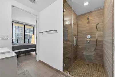 1010 Brickell Av #4203, Miami, FL 33131 - Photo 19