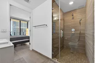 1010 Brickell Ave, Miami, FL 33131 - Photo 19