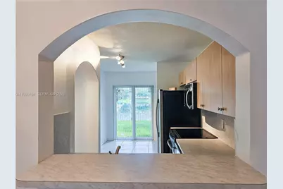 2651 SE 12th Rd #105, Homestead, FL 33035 - Photo 5