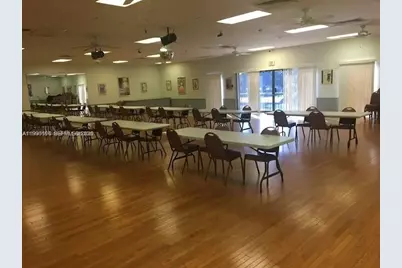 200 Berkley Rd #123, Hollywood, FL 33024 - Photo 9