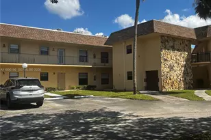 200 Berkley Rd, Hollywood, FL 33024 - Photo 23