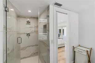 7327 Sabal Dr, Miami Lakes, FL 33014 - Photo 23