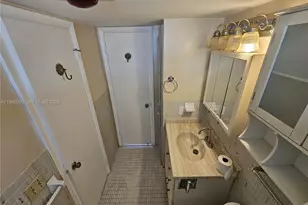 3020 Marcos Dr, Aventura, FL 33160 - Photo 19