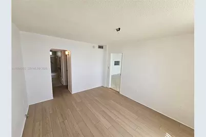 3020 Marcos Dr #S310, Aventura, FL 33160 - Photo 17