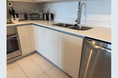4250 NE Biscayne Blvd #1115, Miami, FL 33137 - Photo 11