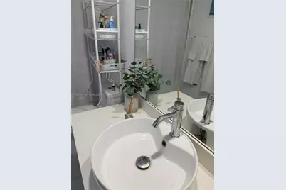 4250 NE Biscayne Blvd #1115, Miami, FL 33137 - Photo 23