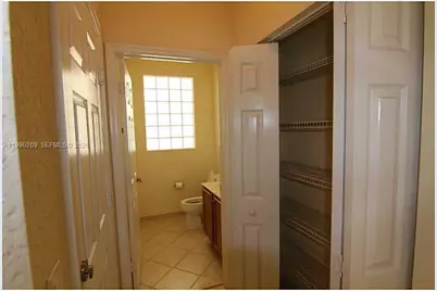 11277 NW 44th Ter, Doral, FL 33178 - Photo 9