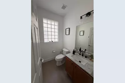 11277 NW 44th Ter, Doral, FL 33178 - Photo 15