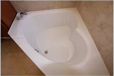 11277 NW 44th Ter, Doral, FL 33178 - Photo 27