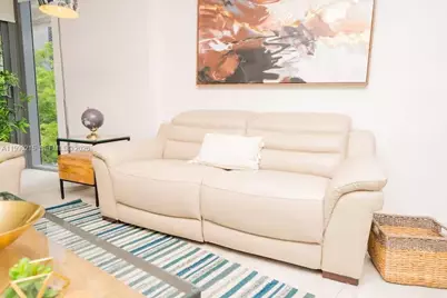 31 SW 6th Street #301, Miami, FL 33131 - Photo 9