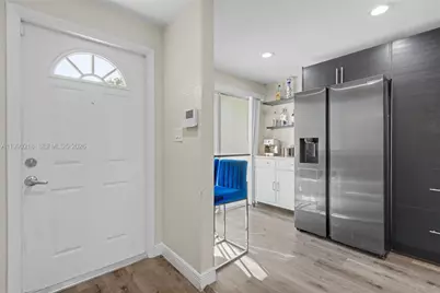 835 NW 80th Ter #11, Plantation, FL 33324 - Photo 9