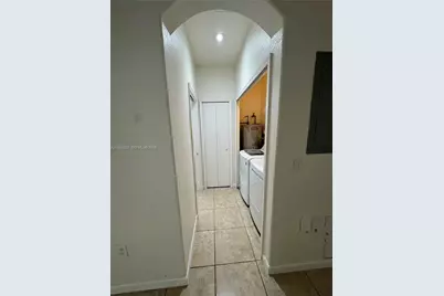 1403 SE 27th Ct, Homestead, FL 33035 - Photo 11