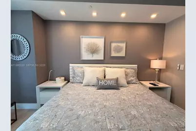 45 SW 9th St #1401, Miami, FL 33130 - Photo 13