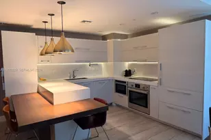 45 SW 9th St, Miami, FL 33130 - Photo 5