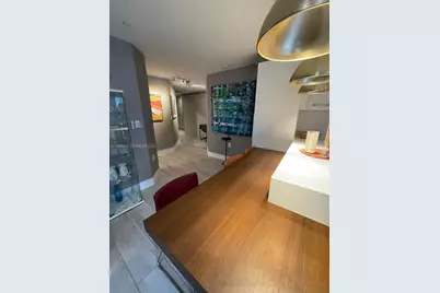 45 SW 9th St #1401, Miami, FL 33130 - Photo 21