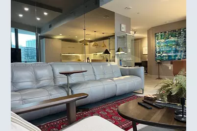 45 SW 9th St #1401, Miami, FL 33130 - Photo 5