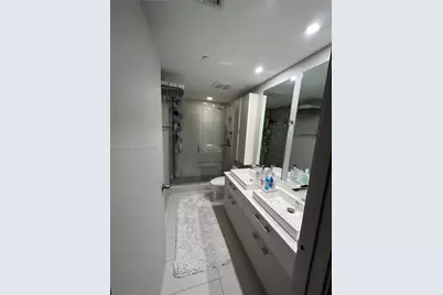 45 SW 9th St #1401, Miami, FL 33130 - Photo 23