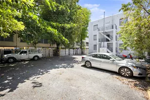 1563 SW 2nd St, Miami, FL 33135 - Photo 9