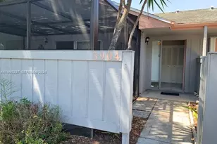 3904 NW Cinnamon Tree Cir, Jensen Beach, FL 34957 - Photo 1