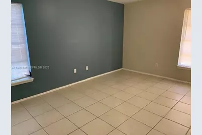 3904 NW Cinnamon Tree Cir, Jensen Beach, FL 34957 - Photo 9