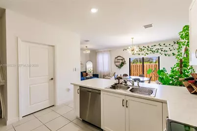 [Address not provided], North Lauderdale, FL 33068 - Photo 17