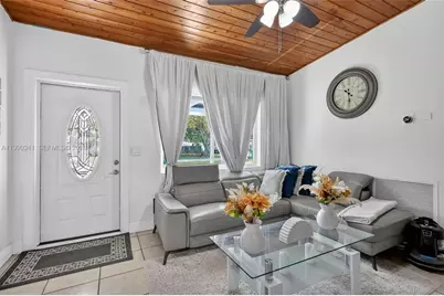 30232 SW 172nd Ave, Homestead, FL 33030 - Photo 3