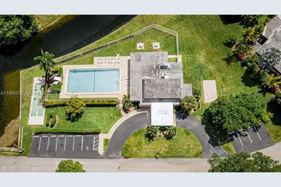 5311 Banyan Ln, Tamarac, FL 33319 - Photo 45