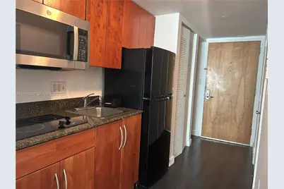 1200 Brickell Bay Dr #3610, Miami, FL 33131 - Photo 11