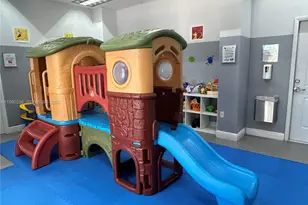 1200 Brickell Bay Dr, Miami, FL 33131 - Photo 15