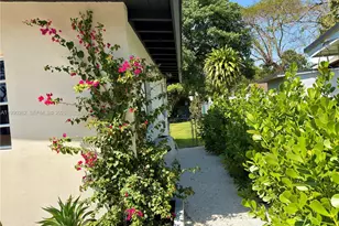 6561 SW 34th St, Miami, FL 33155 - Photo 11